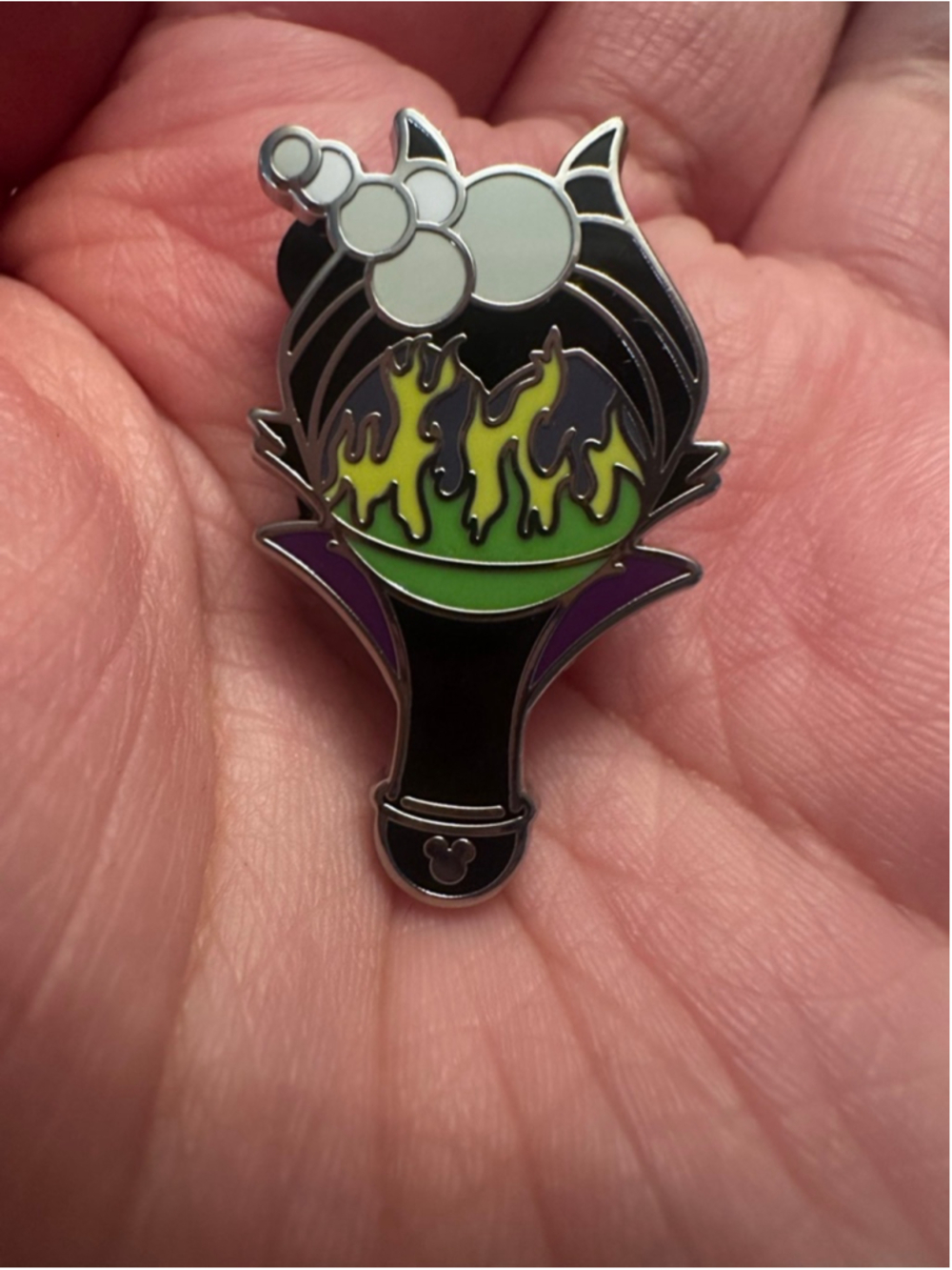 DLR Maleficent Bubble Wands Hidden Mickey 2025 Wave B Disney Pin 174839